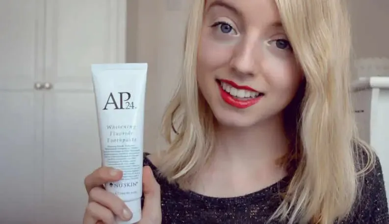 28244 ap24 whitening toothpaste main