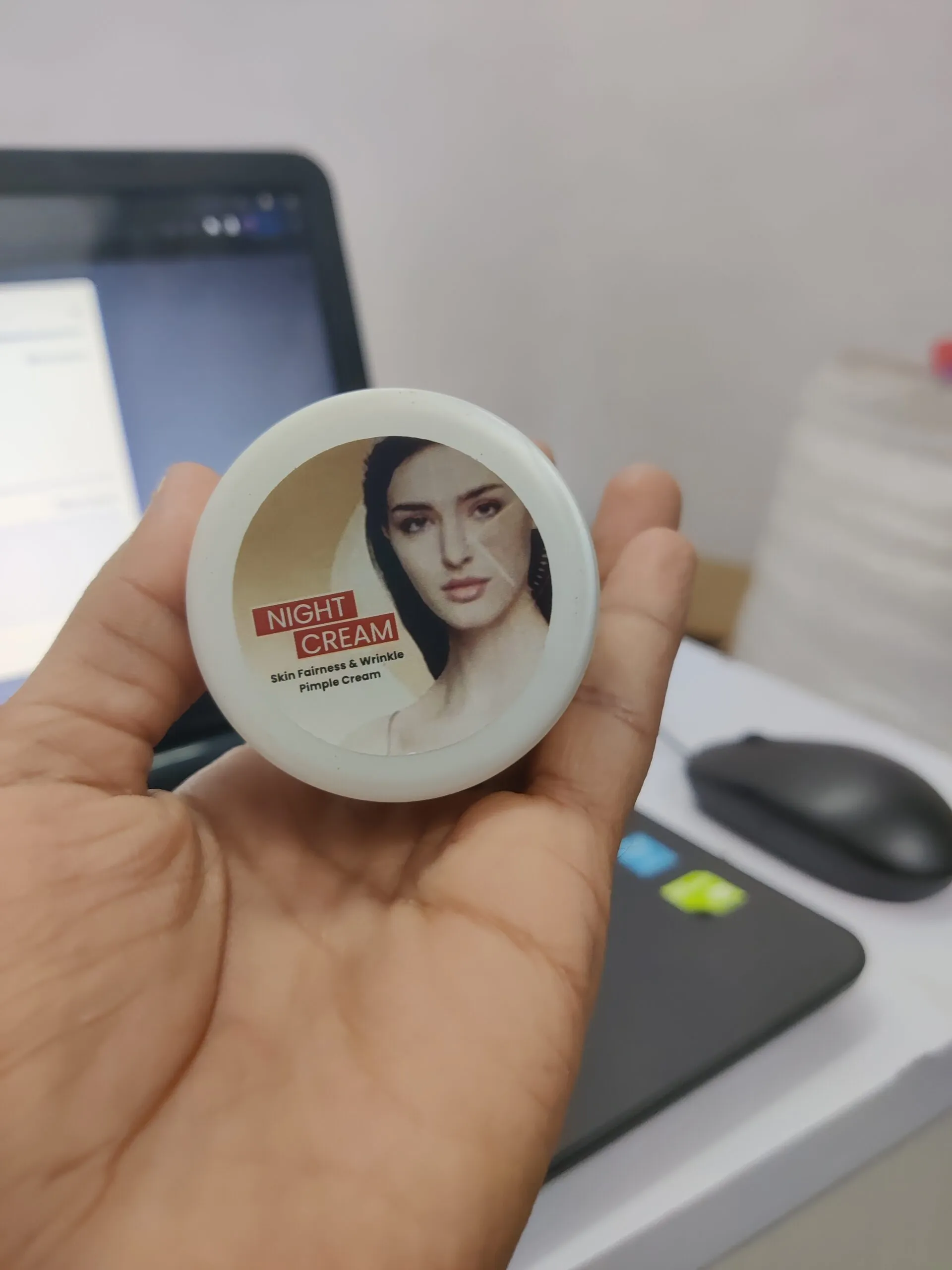 28402 skin whitening cream types